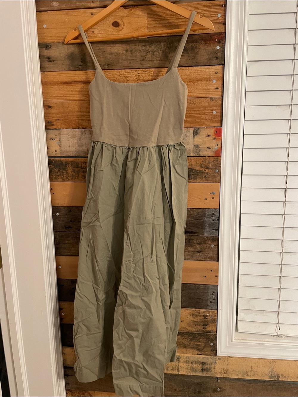 Old Navy tan sundress